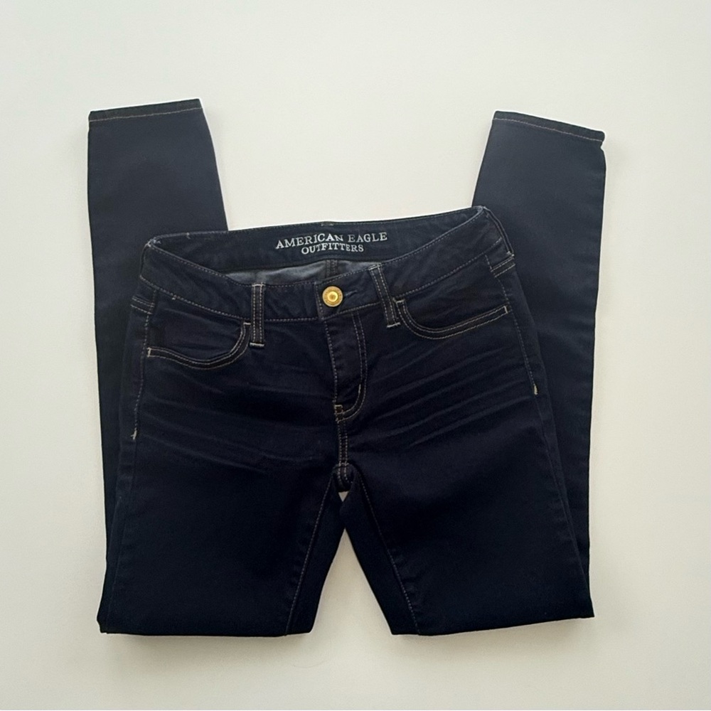 American Eagle Jegging Super Stretch Size 2 Short Dark Wash